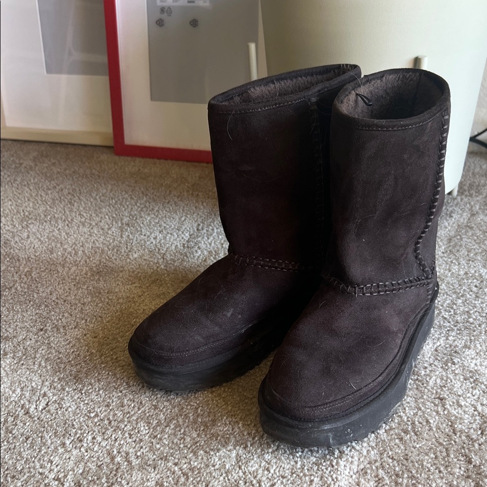 Zara Classic Suede Winter Boots - Brown